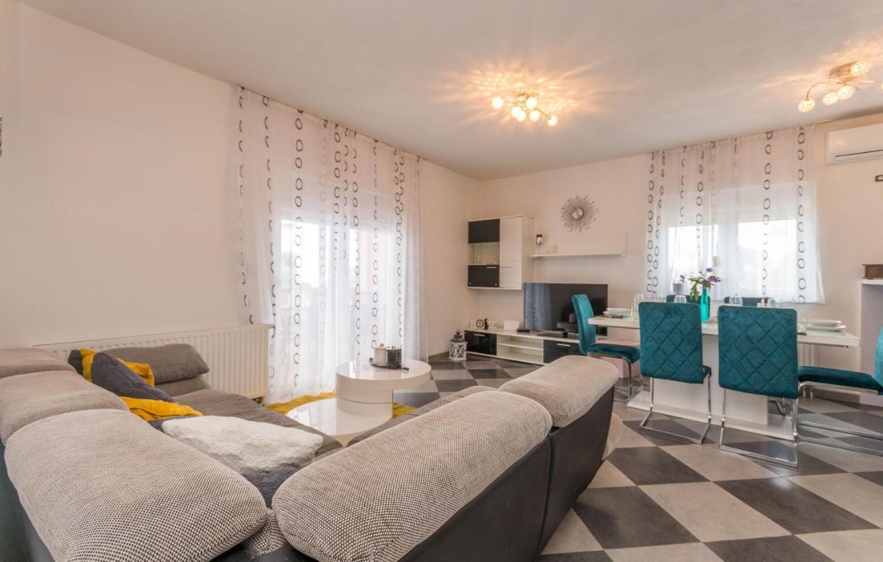 Villa Maris Zadarvillas Tinj ภายนอก รูปภาพ